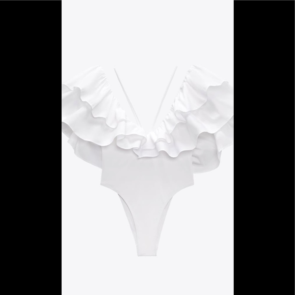 Zara large ruffled swimsuit - Picture 3 of 6